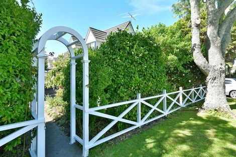 Photo of property in 14a Motuora Road, Manly, Whangaparaoa, 0930