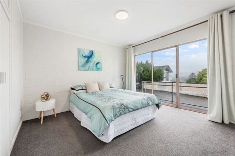 Photo of property in 1/9 Parrs Cross Road, Henderson, Auckland, 0612