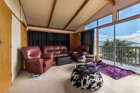 Photo of property in 67 Easther Crescent, Kew, Dunedin, 9012