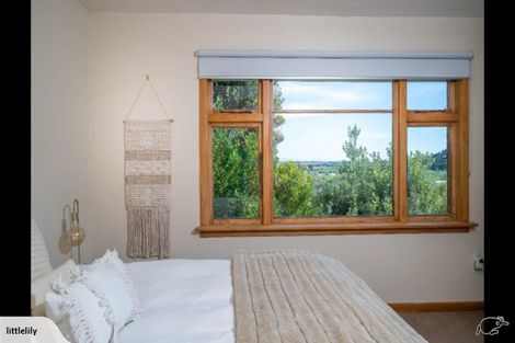 Photo of property in 28 Flinders Road, Heathcote Valley, Christchurch, 8022