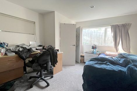 Photo of property in 20a Northall Road, New Lynn, Auckland, 0600