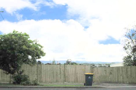 Photo of property in 121 Rosier Road, Glen Eden, Auckland, 0602