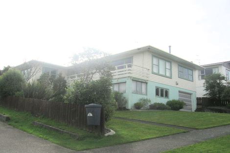 Photo of property in 20 Oakleigh Street, Maungaraki, Lower Hutt, 5010