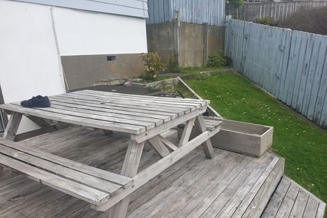 Photo of property in 18 Mercury Way, Whitby, Porirua, 5024