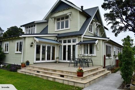 Photo of property in 65 Russell Street, Westport, 7825