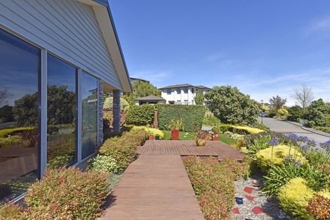 Photo of property in 9 Kenmure Drive, Huntsbury, Christchurch, 8022