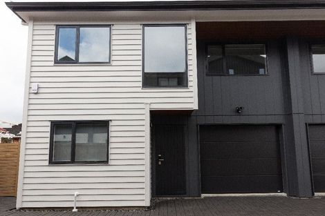 Photo of property in 57b Neil Avenue, Te Atatu Peninsula, Auckland, 0610