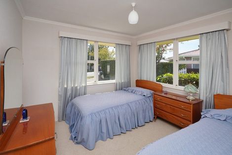 Photo of property in 5 Ron Place, Bishopdale, Christchurch, 8051