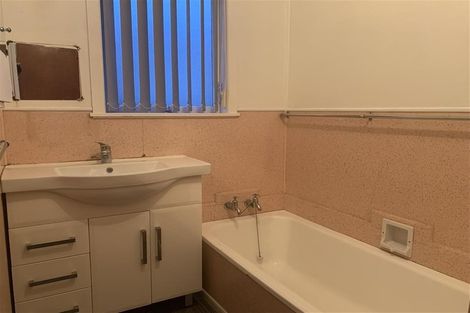 Photo of property in 2/52 Great South Road, Papatoetoe, Auckland, 2025