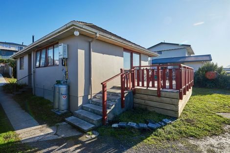 Photo of property in 75 Churchill Street, Kaikoura, 7300