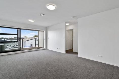 Photo of property in 2g/4045 Great North Road, Glen Eden, Auckland, 0602