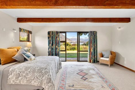 Photo of property in 1 Roto Place, Wanaka, 9305