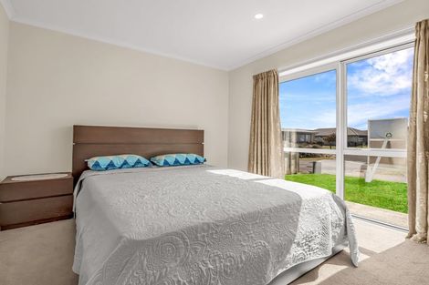 Photo of property in 21 O Ruamano Crescent, Pukekohe, 2120