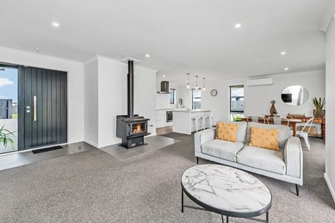 Photo of property in 5 Merino Crescent, Kirwee, 7571