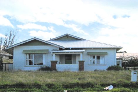 Photo of property in 16 Duigan Street, Gonville, Whanganui, 4501