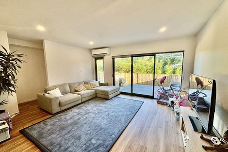 Photo of property in 18 Korokio Lane, Henderson, Auckland, 0612