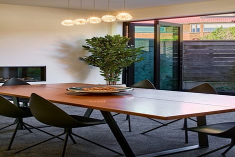 Photo of property in 3 Bayview Terrace, Oriental Bay, Wellington, 6011