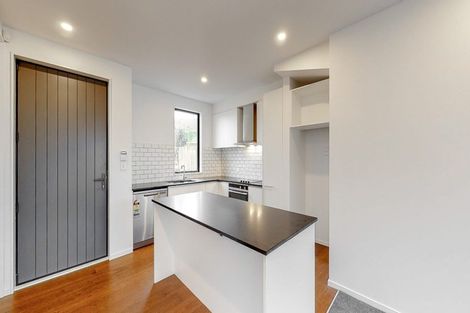 Photo of property in 7/62 Spenmoor Street, Newlands, Wellington, 6037