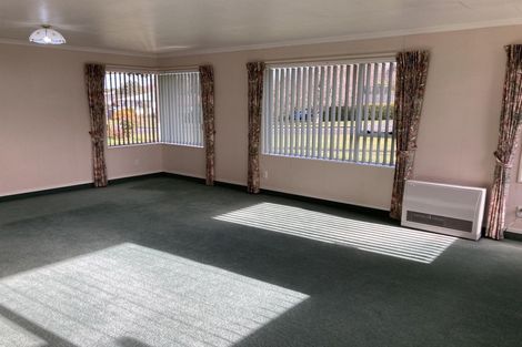 Photo of property in 2a Hamlet Street, Stratford, 4332