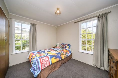 Photo of property in 25 Acacia Street, Kelvin Grove, Palmerston North, 4414
