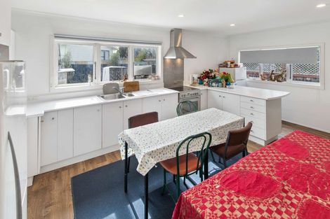 Photo of property in 90 Hinau Street, Castlecliff, Whanganui, 4501