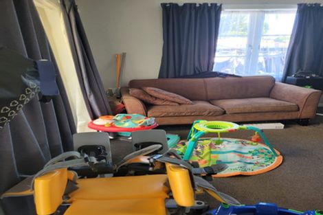 Photo of property in 1/72 Gloucester Road, Manurewa, Auckland, 2102