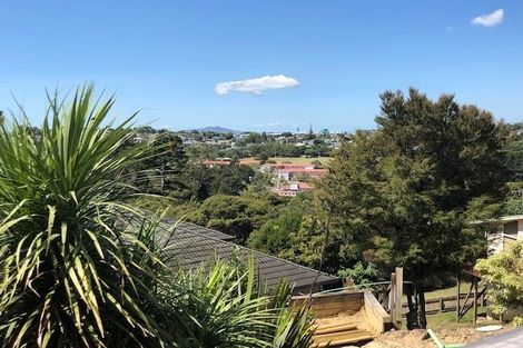 Photo of property in 4/102b Manuka Road, Bayview, Auckland, 0629