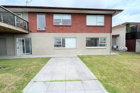 Photo of property in 1/71 Carlisle Road, Torbay, Auckland, 0632