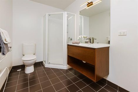 Photo of property in 10 Leneford Drive, East Tamaki, Auckland, 2013