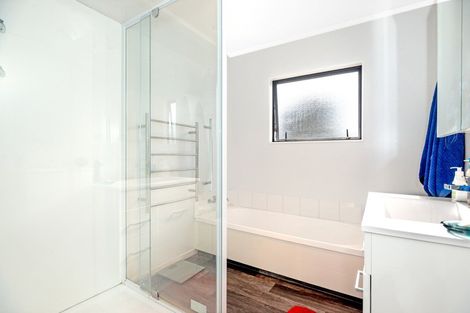 Photo of property in 32 Ruru Avenue, Lytton West, Gisborne, 4010