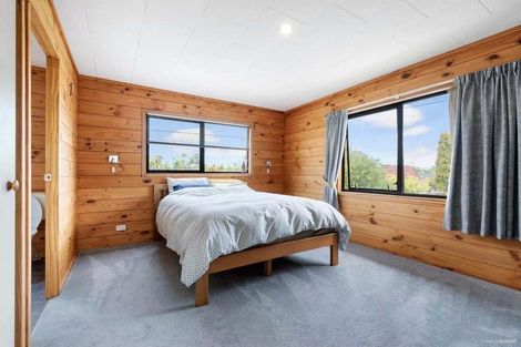 Photo of property in 151 Chivalry Road, Glenfield, Auckland, 0629