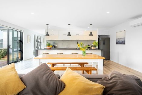 Photo of property in 7a Bideford Place, Dallington, Christchurch, 8061