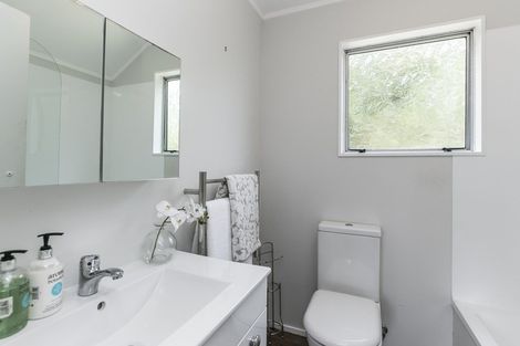 Photo of property in 14a Stonefield Place, Johnsonville, Wellington, 6037