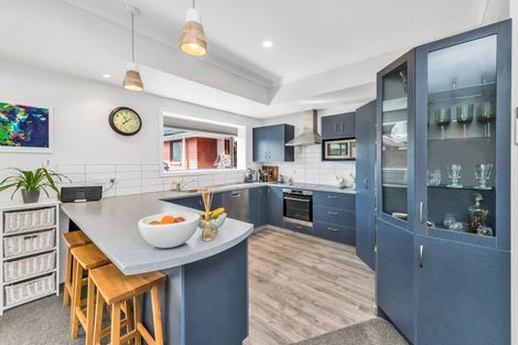 Photo of property in 11 Stanwood Grove, Darfield, 7510