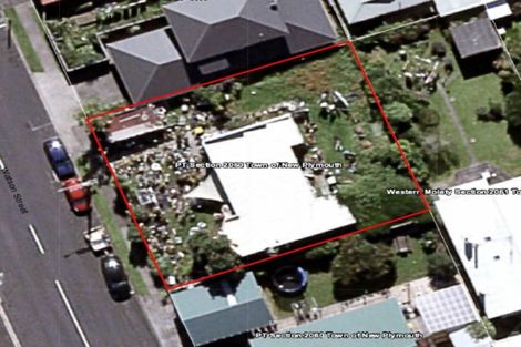 Photo of property in 15 Watson Street, Strandon, New Plymouth, 4312