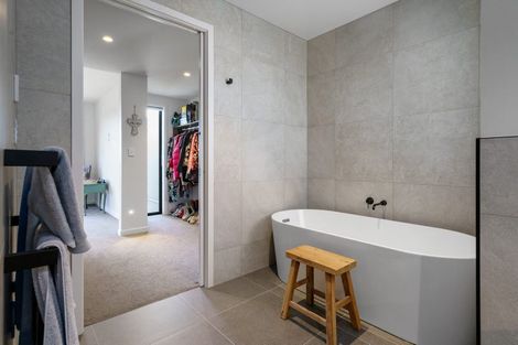 Photo of property in 33 Lakewood Lane, Cambridge, 3434