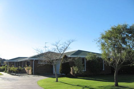 Photo of property in 19 Thompsons Road, Belfast, Christchurch, 8051