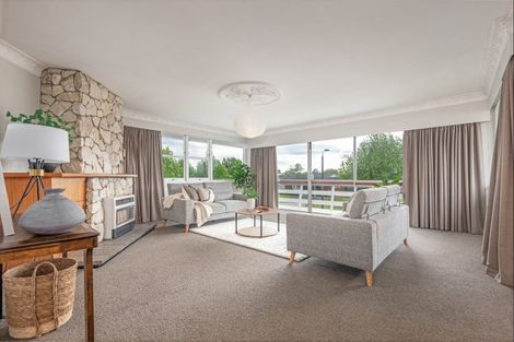 Photo of property in 6 Anaru Place, Awapuni, Palmerston North, 4412