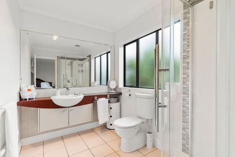 Photo of property in 23 Kilsyth Way, East Tamaki Heights, Auckland, 2016