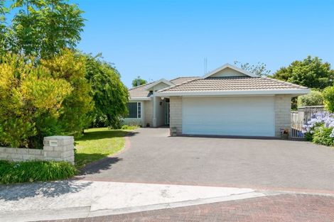 Photo of property in 23 Lucerne Place, Welcome Bay, Tauranga, 3112