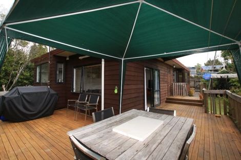 Photo of property in 90c Rosier Road, Glen Eden, Auckland, 0602