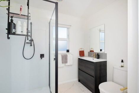 Photo of property in 4b Guthrie Road, Havelock North, 4130