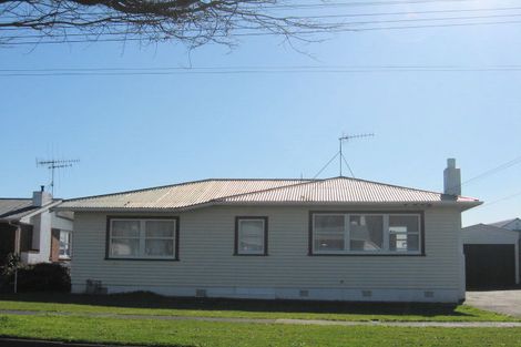 Photo of property in 8-8a Matai Street, Levin, 5510