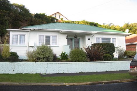 Photo of property in 1 Rona Street, Saint Kilda, Dunedin, 9012