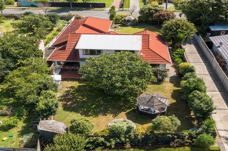 Photo of property in 4 Alexander Street, Waikanae, 5036