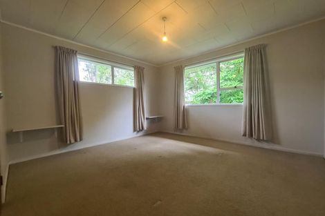 Photo of property in 1 Murillo Place, Henderson, Auckland, 0612
