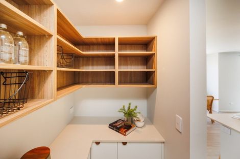 Photo of property in 68 Atlantic Drive, Fitzherbert, Palmerston North, 4410