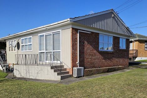 Photo of property in 1/122 Taylor Street, Blockhouse Bay, Auckland, 0600