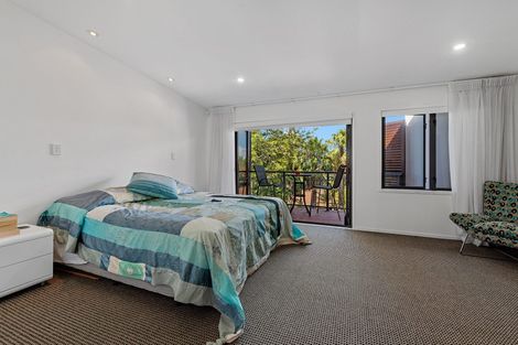 Photo of property in 4/177 Hurstmere Road, Takapuna, Auckland, 0622