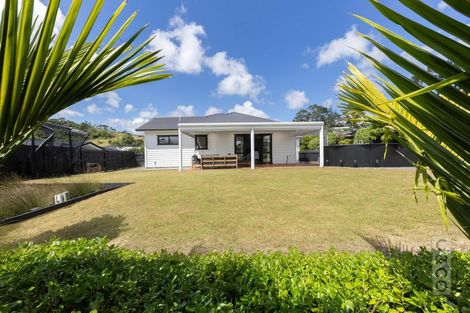 Photo of property in 21 Pukemarino Road, Waimauku, 0812